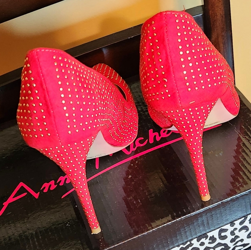 Shoes - Picture 3 of 3